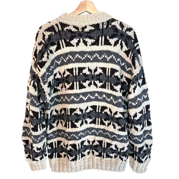 Knit Cowichan Sweater made in Equador 
100% Wool - Picture 7 of 10